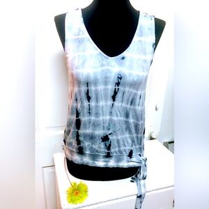 Women’s Blue Tye Dye Sleeveless Top Size Small